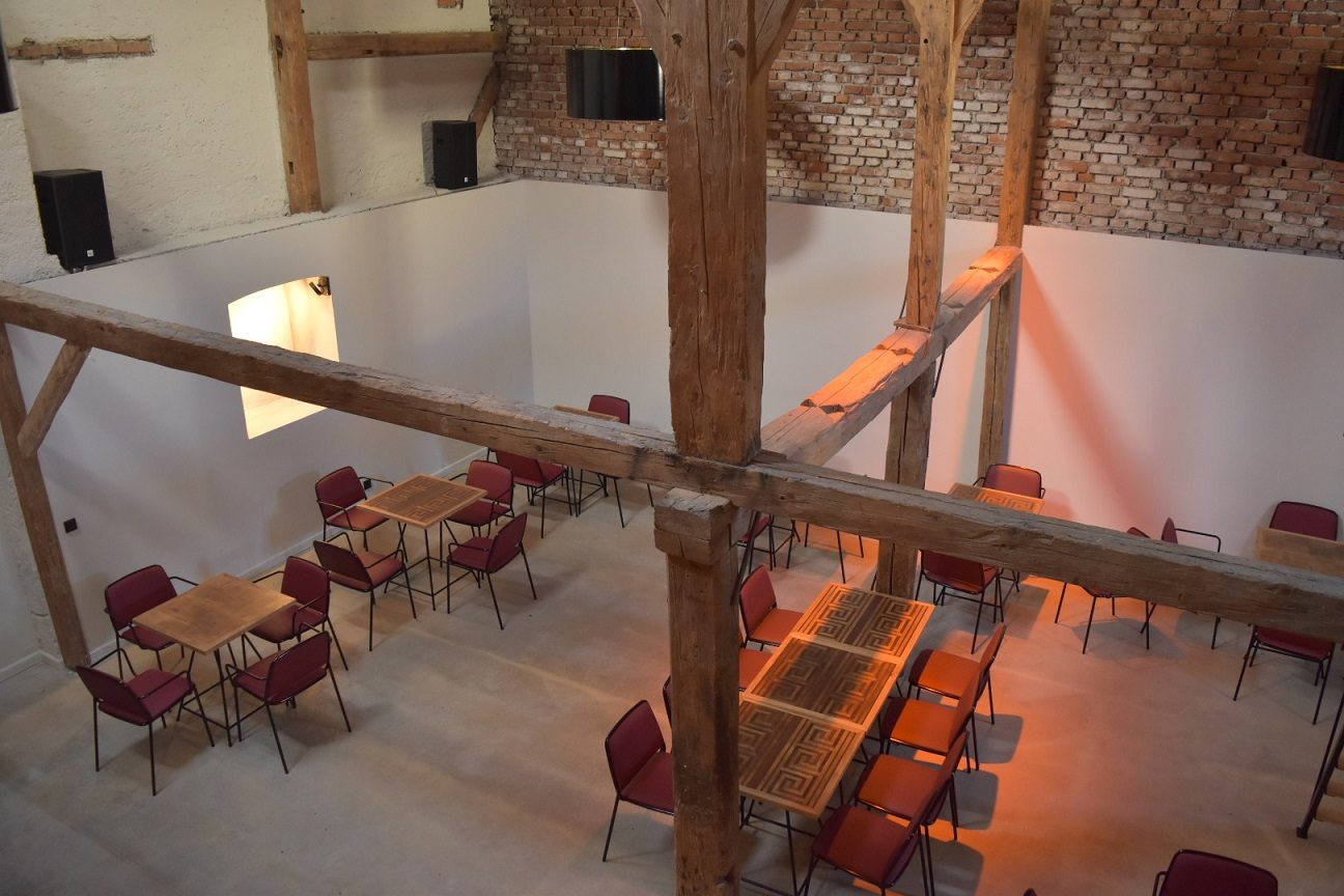 Sitzplätze auf der Galerie